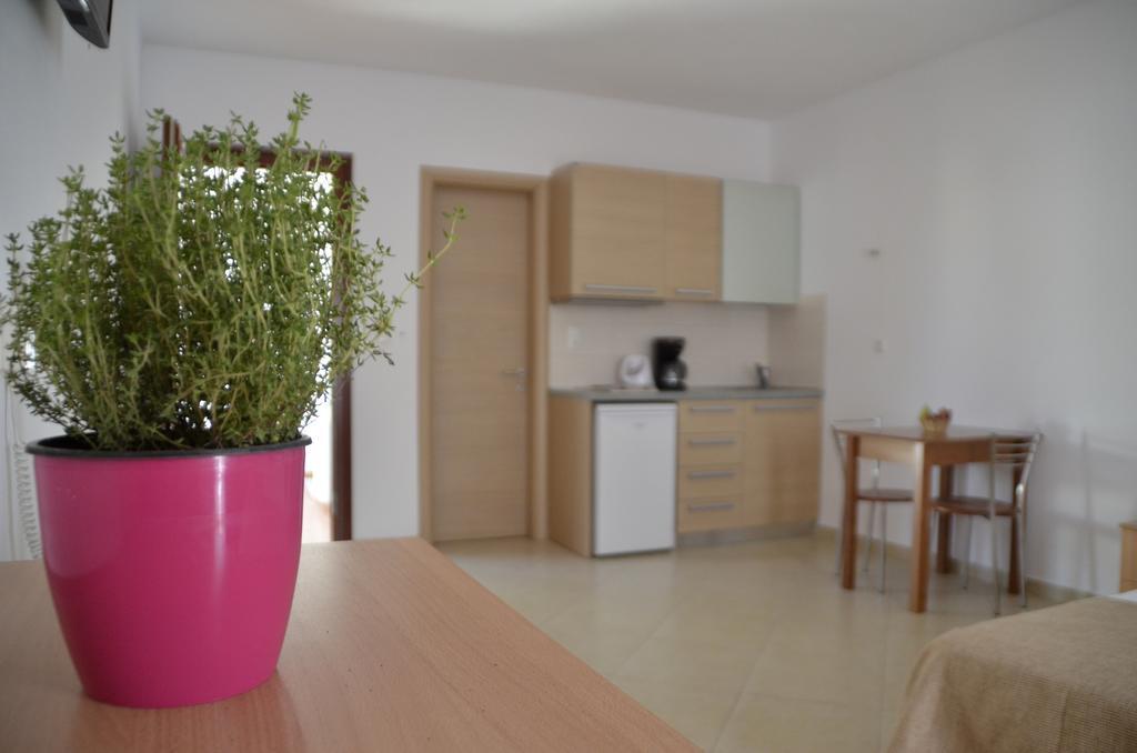 Alex Mike Apartment Agia Anna  Exterior foto