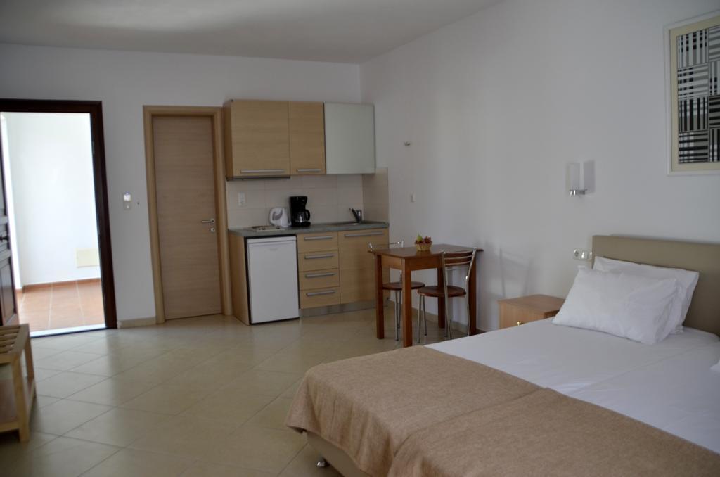 Alex Mike Apartment Agia Anna  Exterior foto